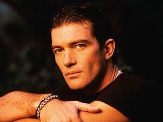banderas),1960年8月10日出生于马拉加,西班牙籍男演员,导演,编剧及